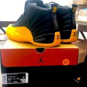 Jordan 12 Black and Gold 1xworn
